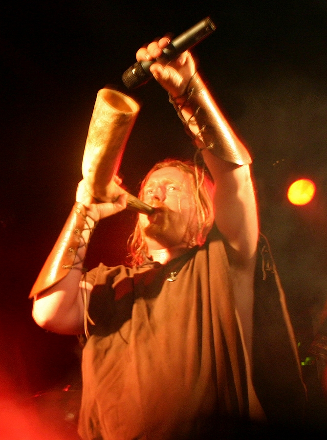 Alestorm / Týr / Heidevolk Live